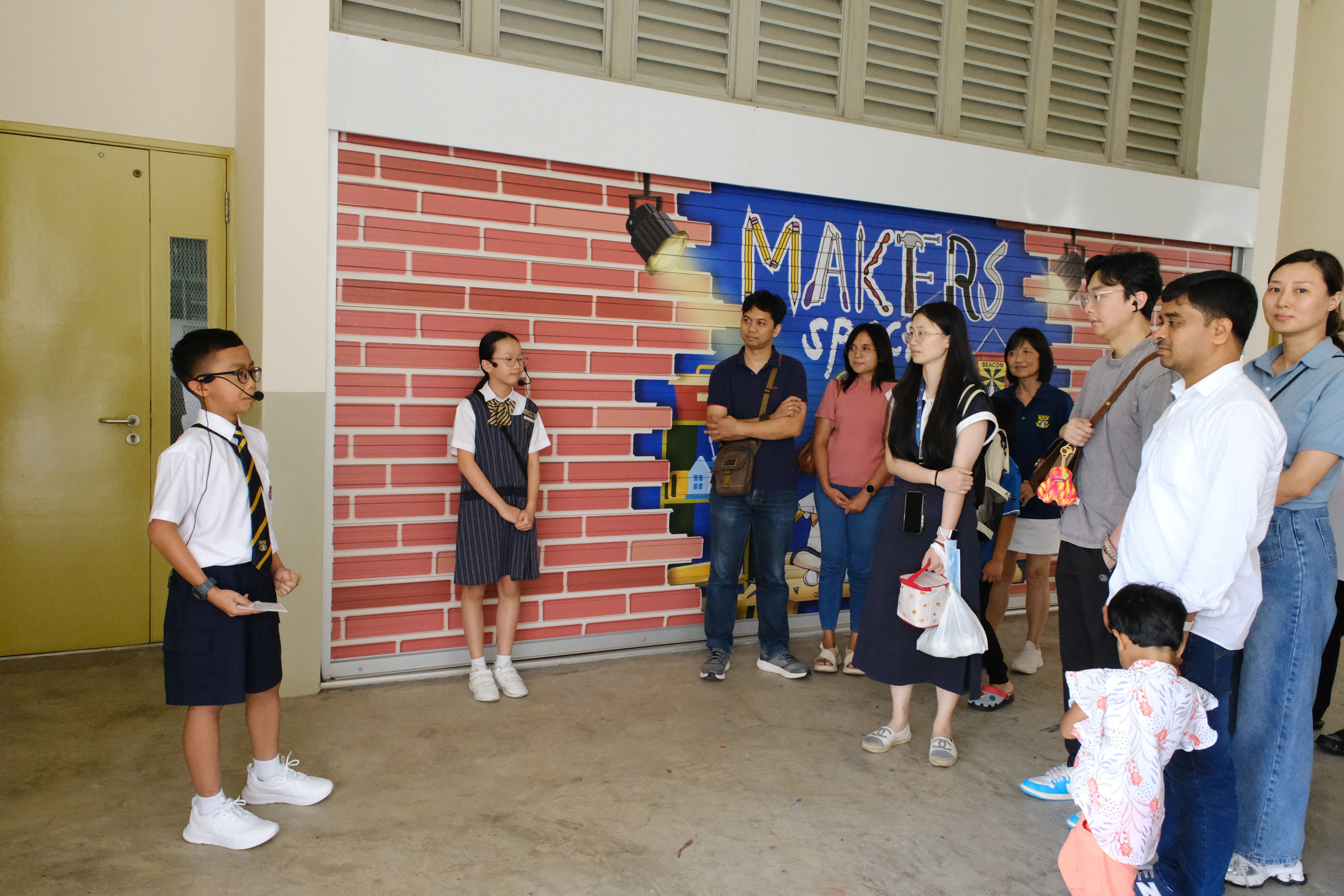 School tour for parents